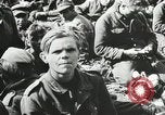 Image des milliers de prisonniers de guerre allemands France, 1944, de la seconde 38 séquences d'archives historiques vidéo 65675060106