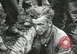 Image des milliers de prisonniers de guerre allemands France, 1944, de la seconde 39 séquences d'archives historiques vidéo 65675060106