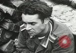 Image des milliers de prisonniers de guerre allemands France, 1944, de la seconde 43 séquences d'archives historiques vidéo 65675060106