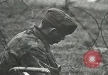 Image des milliers de prisonniers de guerre allemands France, 1944, de la seconde 48 séquences d'archives historiques vidéo 65675060106