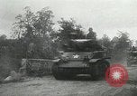 Image Les unités de blindés américains avance à grande vitesse en France Paris France, 1944, de la seconde 38 séquences d'archives historiques vidéo 65675060107
