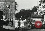 Image Les unités de blindés américains avance à grande vitesse en France Paris France, 1944, de la seconde 44 séquences d'archives historiques vidéo 65675060107
