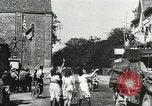 Image Les unités de blindés américains avance à grande vitesse en France Paris France, 1944, de la seconde 45 séquences d'archives historiques vidéo 65675060107