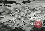 Image American les unités aéroportées chuter au niveau Holland, 1945, de la seconde 7 séquences d'archives historiques vidéo 65675060109