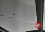 Image American les unités aéroportées chuter au niveau Holland, 1945, de la seconde 40 séquences d'archives historiques vidéo 65675060109
