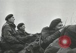 Image alliés s'emparer du contrôle de rivière Escaut Anvers Belgique, 1945, de la seconde 49 séquences d'archives historiques vidéo 65675060110