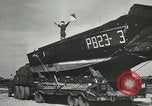 Standbild 9 Panzerdivision Kreuzung Rhein in Zweiten Weltkrieg Remagen Deutschland, 1945, aus Sekunde 15 historischem Filmmaterial Videoclip 65675060114
