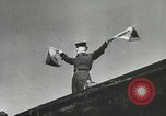 Standbild 9 Panzerdivision Kreuzung Rhein in Zweiten Weltkrieg Remagen Deutschland, 1945, aus Sekunde 17 historischem Filmmaterial Videoclip 65675060114