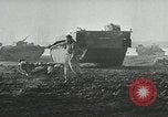 Standbild 9 Panzerdivision Kreuzung Rhein in Zweiten Weltkrieg Remagen Deutschland, 1945, aus Sekunde 29 historischem Filmmaterial Videoclip 65675060114