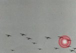 Standbild 9 Panzerdivision Kreuzung Rhein in Zweiten Weltkrieg Remagen Deutschland, 1945, aus Sekunde 31 historischem Filmmaterial Videoclip 65675060114