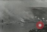 Standbild 9 Panzerdivision Kreuzung Rhein in Zweiten Weltkrieg Remagen Deutschland, 1945, aus Sekunde 40 historischem Filmmaterial Videoclip 65675060114