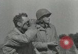 Standbild 9 Panzerdivision Kreuzung Rhein in Zweiten Weltkrieg Remagen Deutschland, 1945, aus Sekunde 57 historischem Filmmaterial Videoclip 65675060114