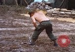 Immagine di 3° Brigata ottantaduesima Airborne Division soldati L'unità Phu Bai Hue Vietnam, 1968, secondo 19 filmato di repertorio 65675060124
