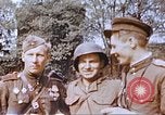 Standbild Frau Soldat der Roten Armee Torgau Deutschland, 1945, aus Sekunde 18 historischem Filmmaterial Videoclip 65675060151
