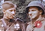 Standbild Frau Soldat der Roten Armee Torgau Deutschland, 1945, aus Sekunde 35 historischem Filmmaterial Videoclip 65675060151