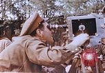 Standbild Frau Soldat der Roten Armee Torgau Deutschland, 1945, aus Sekunde 40 historischem Filmmaterial Videoclip 65675060151