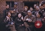 Standbild Frau Soldat der Roten Armee Torgau Deutschland, 1945, aus Sekunde 55 historischem Filmmaterial Videoclip 65675060151
