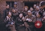 Standbild Frau Soldat der Roten Armee Torgau Deutschland, 1945, aus Sekunde 56 historischem Filmmaterial Videoclip 65675060151