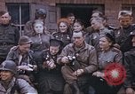 Standbild Frau Soldat der Roten Armee Torgau Deutschland, 1945, aus Sekunde 61 historischem Filmmaterial Videoclip 65675060151