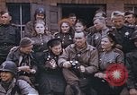 Standbild Frau Soldat der Roten Armee Torgau Deutschland, 1945, aus Sekunde 62 historischem Filmmaterial Videoclip 65675060151