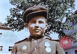 Standbild russische Soldaten Torgau Deutschland, 1945, aus Sekunde 30 historischem Filmmaterial Videoclip 65675060152