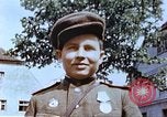 Standbild russische Soldaten Torgau Deutschland, 1945, aus Sekunde 31 historischem Filmmaterial Videoclip 65675060152