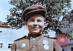 Standbild russische Soldaten Torgau Deutschland, 1945, aus Sekunde 33 historischem Filmmaterial Videoclip 65675060152