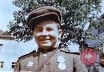 Standbild russische Soldaten Torgau Deutschland, 1945, aus Sekunde 44 historischem Filmmaterial Videoclip 65675060152