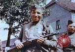 Standbild russische Soldaten Torgau Deutschland, 1945, aus Sekunde 55 historischem Filmmaterial Videoclip 65675060152