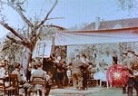 Standbild russische Soldaten Torgau Deutschland, 1945, aus Sekunde 12 historischem Filmmaterial Videoclip 65675060153
