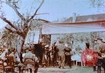 Standbild russische Soldaten Torgau Deutschland, 1945, aus Sekunde 13 historischem Filmmaterial Videoclip 65675060153