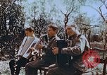 Standbild russische Soldaten Torgau Deutschland, 1945, aus Sekunde 20 historischem Filmmaterial Videoclip 65675060153