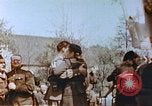 Standbild russische Soldaten Torgau Deutschland, 1945, aus Sekunde 33 historischem Filmmaterial Videoclip 65675060153