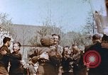 Standbild russische Soldaten Torgau Deutschland, 1945, aus Sekunde 44 historischem Filmmaterial Videoclip 65675060153