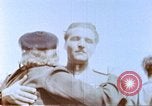 Standbild russische Soldaten Torgau Deutschland, 1945, aus Sekunde 50 historischem Filmmaterial Videoclip 65675060153