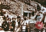 Immagine di Civili tedesco Nürnberg Germania, 1945, secondo 12 filmato di repertorio 65675060155