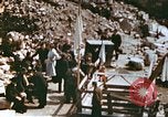 Immagine di Civili tedesco Nürnberg Germania, 1945, secondo 27 filmato di repertorio 65675060155