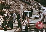 Immagine di Civili tedesco Nürnberg Germania, 1945, secondo 28 filmato di repertorio 65675060155
