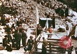 Immagine di Civili tedesco Nürnberg Germania, 1945, secondo 45 filmato di repertorio 65675060155