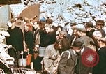 Immagine di Civili tedesco Nürnberg Germania, 1945, secondo 55 filmato di repertorio 65675060155