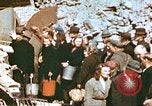 Immagine di Civili tedesco Nürnberg Germania, 1945, secondo 57 filmato di repertorio 65675060155