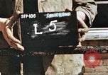 Immagine di Liberati i soldati francesi Parigi Francia, 1945, secondo 3 filmato di repertorio 65675060157