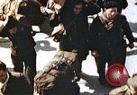 Immagine di Liberati i soldati francesi Parigi Francia, 1945, secondo 10 filmato di repertorio 65675060157