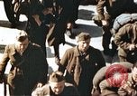 Immagine di Liberati i soldati francesi Parigi Francia, 1945, secondo 14 filmato di repertorio 65675060157