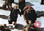 Immagine di Liberati i soldati francesi Parigi Francia, 1945, secondo 28 filmato di repertorio 65675060157