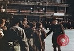 Immagine di Liberati i soldati francesi Parigi Francia, 1945, secondo 44 filmato di repertorio 65675060157