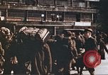 Immagine di Liberati i soldati francesi Parigi Francia, 1945, secondo 51 filmato di repertorio 65675060157