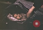Immagine di Liberato il francese rimpatriati Parigi Francia, 1945, secondo 13 filmato di repertorio 65675060158