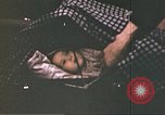 Immagine di Liberato il francese rimpatriati Parigi Francia, 1945, secondo 14 filmato di repertorio 65675060158