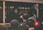 Immagine di Liberato il francese rimpatriati Parigi Francia, 1945, secondo 28 filmato di repertorio 65675060158